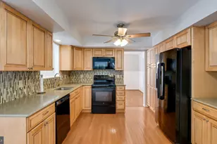 79 Lynwood Dr, Chalfont, PA 18914 - Photo 10