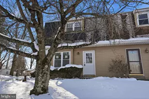 729 Lexington Way, Perkasie, PA 18944 - Photo 1