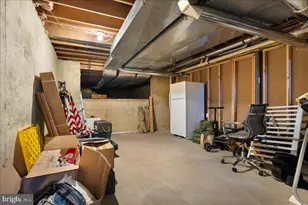 1 Steeplechase Dr, Doylestown, PA 18901 - Photo 30