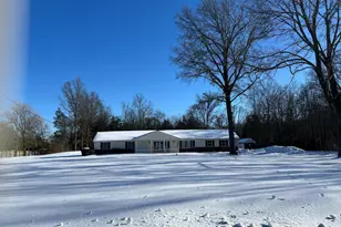 46 Buck Dr, Kintnersville, PA 18930 - Photo 1