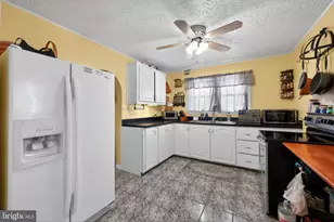 2832 Finley Ave, Bensalem, PA 19020 - Photo 12