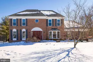 2249 Lilac Ln, Jamison, PA 18929 - Photo 2