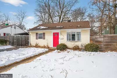 646 Barclay Avenue, Morrisville, PA 19067 - Photo 1