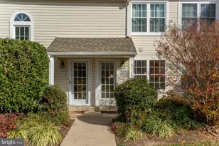 10014 Beacon Hill Dr, Southampton, PA 18966 - Photo 2