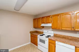 10014 Beacon Hill Dr, Southampton, PA 18966 - Photo 16