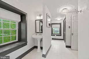 209 N Bellevue Ave, Langhorne, PA 19047 - Photo 48