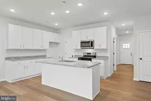 46 N 8th St, Perkasie, PA 18944 - Photo 8