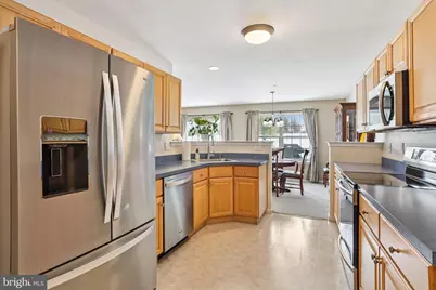 155 Hampshire Drive, Sellersville, PA 18960 - Photo 2