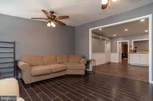 435 Cedar Street St, Bristol, PA 19007 - Photo 14