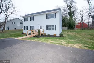 38 Linden Ave, Newtown, PA 18940 - Photo 2