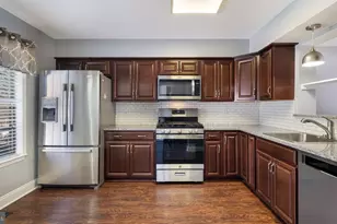 4645 Louise St Claire Dr, Doylestown, PA 18902 - Photo 4