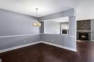 4645 Louise St Claire Dr, Doylestown, PA 18902 - Photo 8