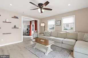 201 Allendale Dr, Morrisville, PA 19067 - Photo 14