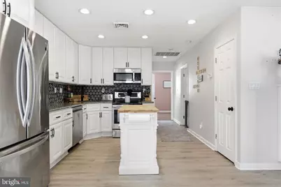 201 Allendale Drive, Morrisville, PA 19067 - Photo 8