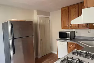 416 Washington St, Bristol, PA 19007 - Photo 2