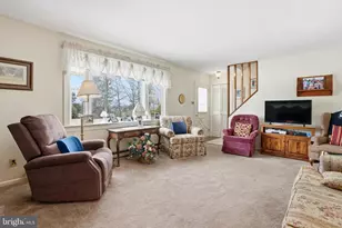 1627 Diamond St, Sellersville, PA 18960 - Photo 6