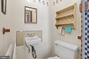 1627 Diamond St, Sellersville, PA 18960 - Photo 14