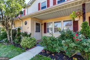 22 Mimosa Ct, Quakertown, PA 18951 - Photo 2