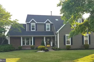 443 Knollbrook Dr, Langhorne, PA 19047 - Photo 4