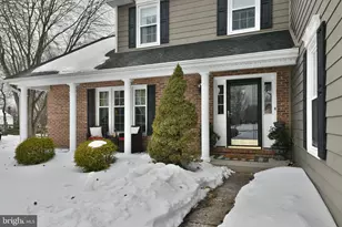 443 Knollbrook Dr, Langhorne, PA 19047 - Photo 2