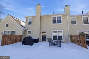 1707 Fredendall Cir, Southampton, PA 18966 - Photo 2