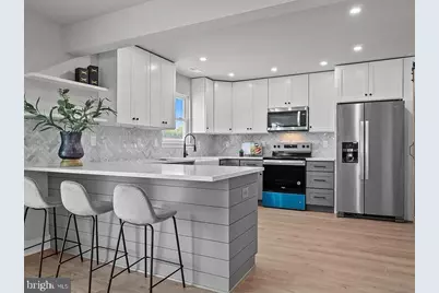 2818 Avenue E, Levittown, PA 19056 - Photo 2