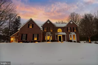 301 Brookside Court, Chalfont, PA 18914 - Photo 2