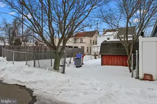 702 Corson St, Bristol, PA 19007 - Photo 30