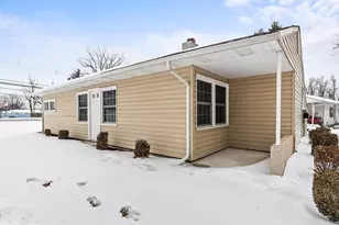 302 Oaktree Dr, Levittown, PA 19055 - Photo 30