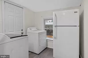 244 Cedar St, Bristol, PA 19007 - Photo 8