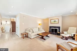 18 Golf Club Dr, Langhorne, PA 19047 - Photo 14