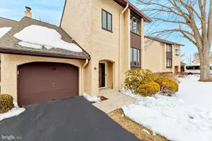 18 Golf Club Dr, Langhorne, PA 19047 - Photo 44