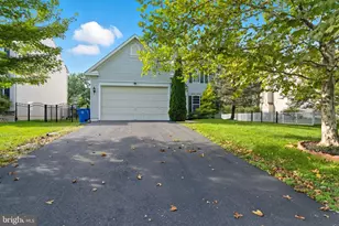 727 Brighton Way, New Hope, PA 18938 - Photo 2