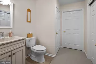 146 Fairway Dr, Warminster, PA 18974 - Photo 30