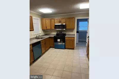 22 Gable Hill Road, Levittown, PA 19057 - Photo 6