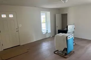 2210 New Falls Rd, Levittown, PA 19056 - Photo 6