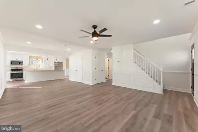 43 Petunia Road, Levittown, PA 19056 - Photo 4