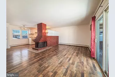 19 Butterfly Lane, Levittown, PA 19054 - Photo 12