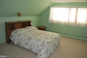 55 Kindle Ln, Levittown, PA 19055 - Photo 14