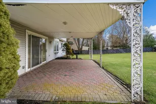 64 Springwood Dr, Southampton, PA 18966 - Photo 34