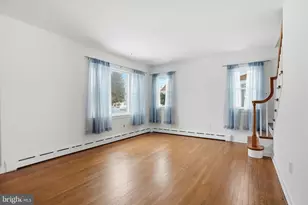 7122 N Radcliffe St, Bristol, PA 19007 - Photo 10