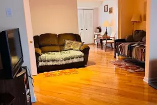 632 Longfellow Ct, Warminster, PA 18974 - Photo 4