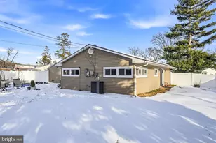 48 Gridiron Rd, Levittown, PA 19057 - Photo 24