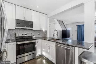 29 New Pond Ln, Levittown, PA 19054 - Photo 14