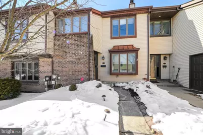 17 Essex Place, Newtown, PA 18940 - Photo 1