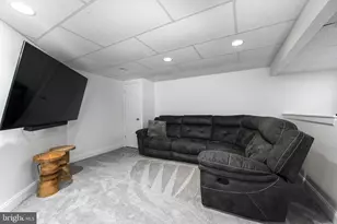 17 Essex Pl, Newtown, PA 18940 - Photo 4