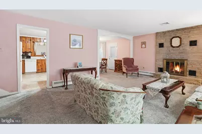 33 Henry Avenue, Feasterville-Trevose, PA 19053 - Photo 4