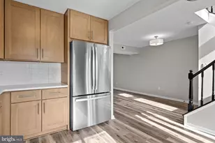 562 Atwood Ct, Newtown, PA 18940 - Photo 10