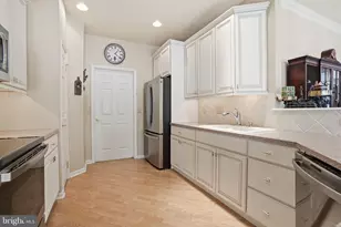 173 Villa Dr, Warminster, PA 18974 - Photo 12