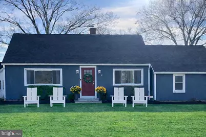 827 River Road, Yardley, PA 19067 - Photo 1